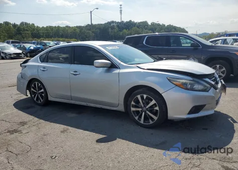 2017 Nissan Altima 3.5Sl z USA, uszkodzony, nr VIN 1N4BL3AP1HC147005